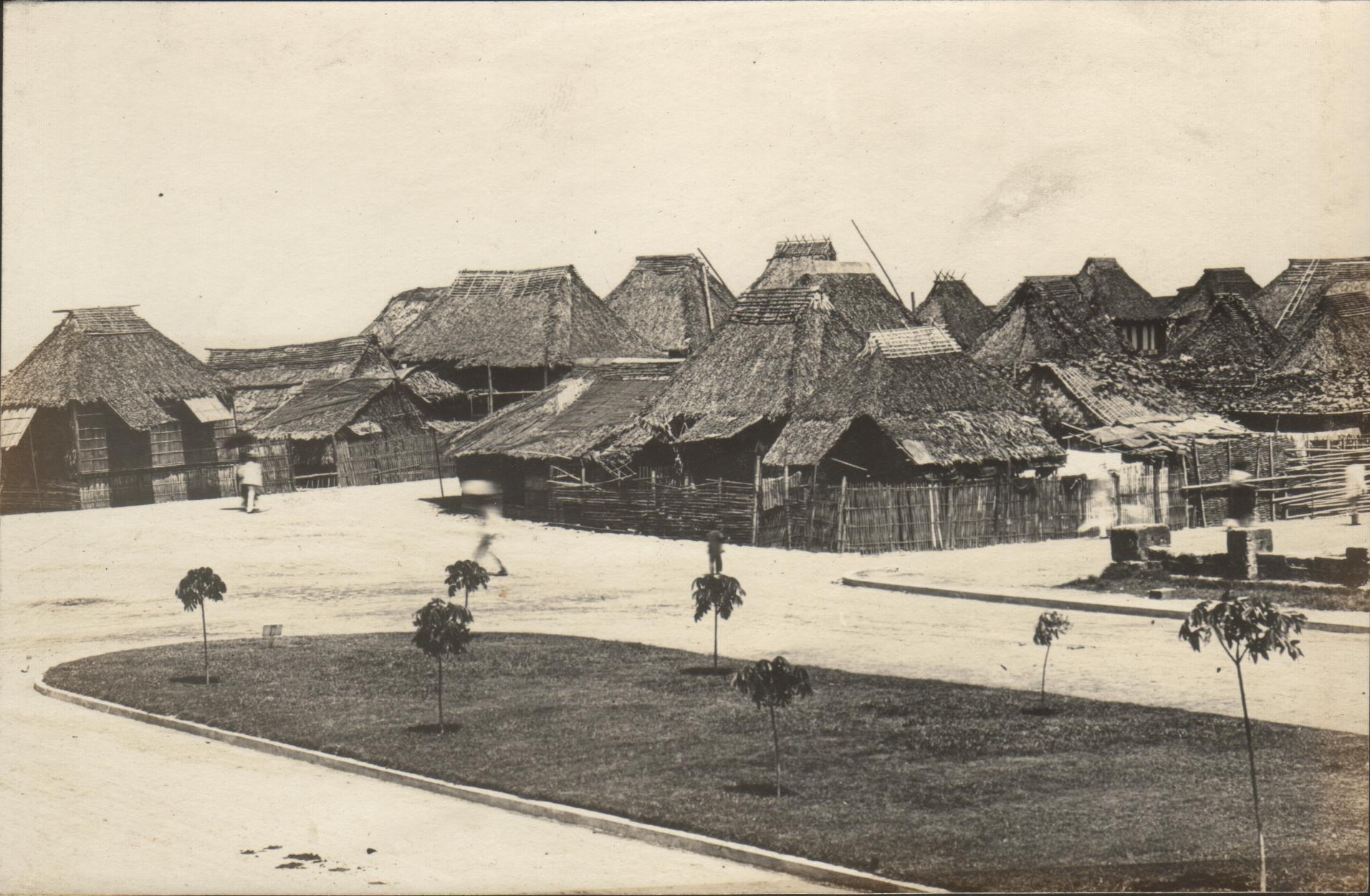 Panoramic view of nipa houses in Tondo, Manila, P. I. [left half].