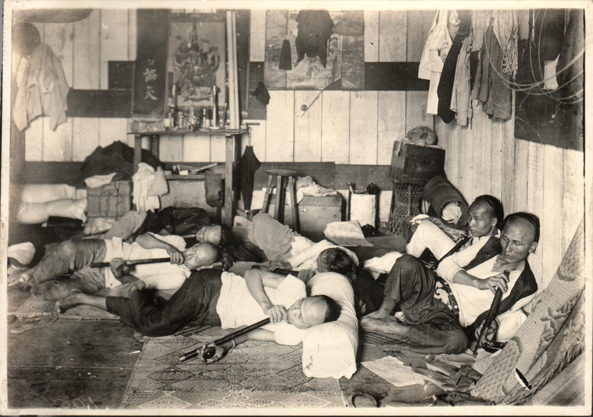 Calle Malinta, Manila opium dens.