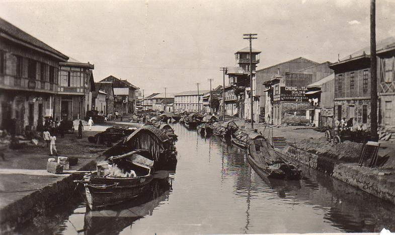 [Untitled – Binondo canal].