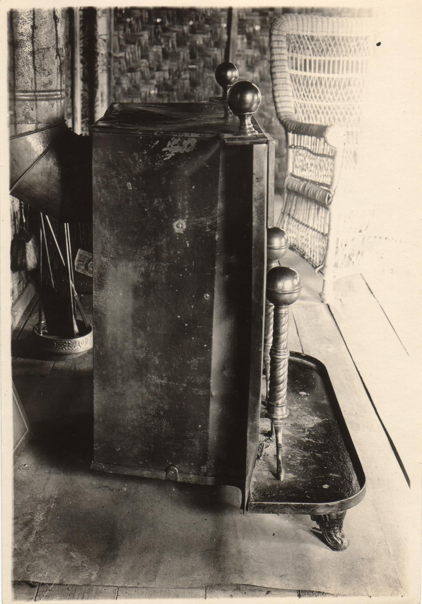 Franklin stove. Baguio, Benguet Province.