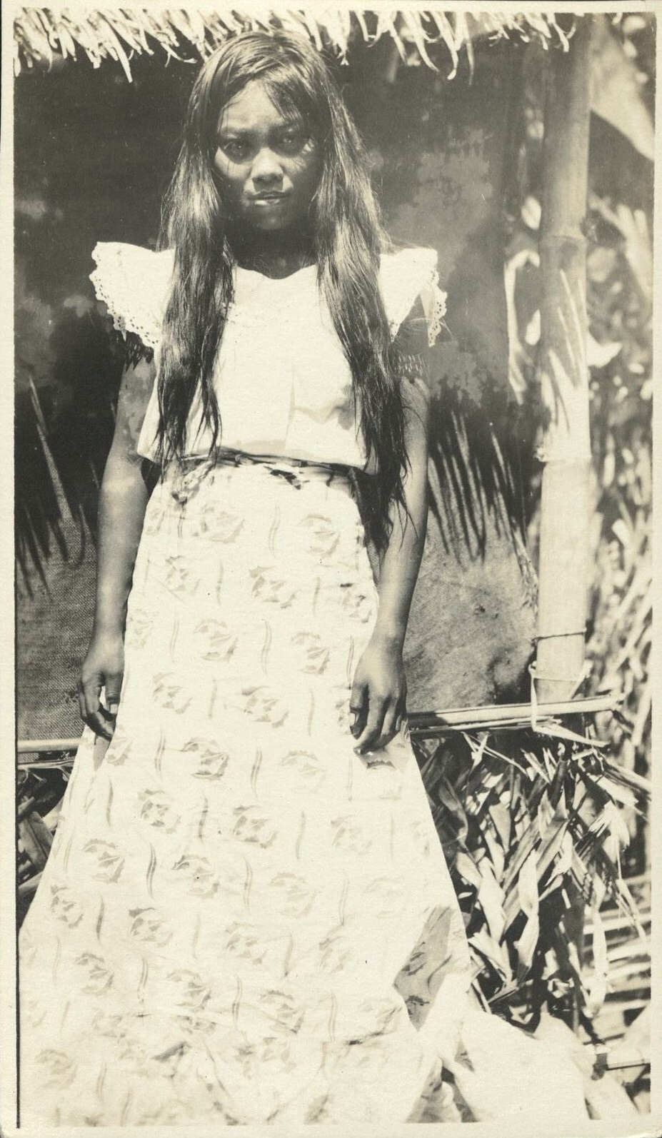 [Untitled – Filipina girl in long dress].