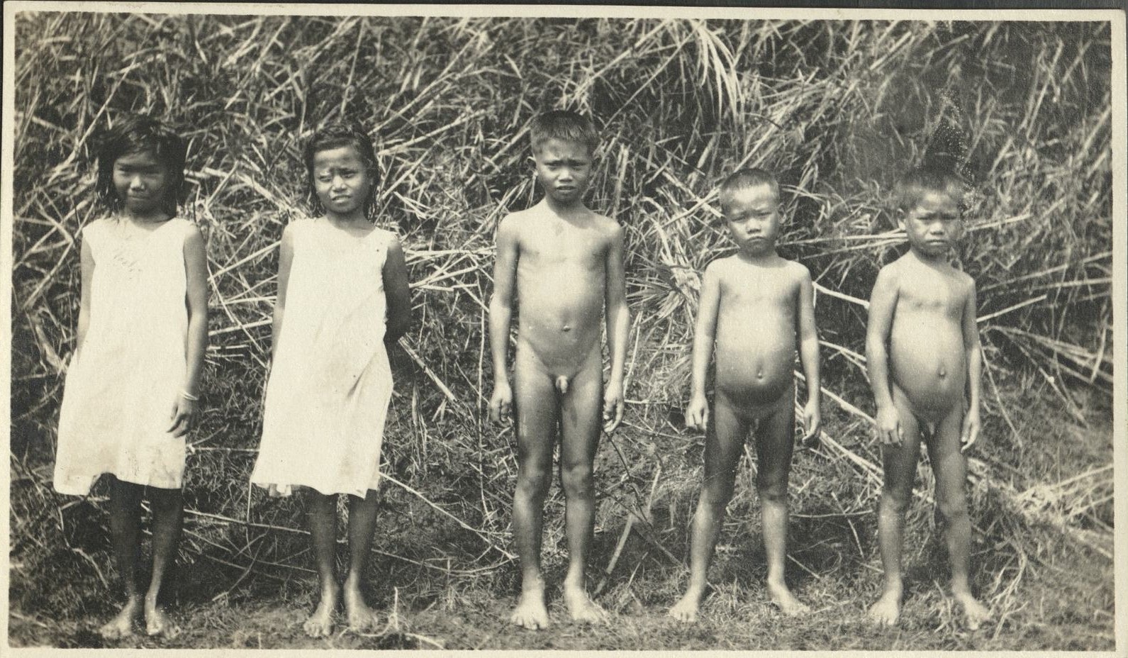 [Untitled – Filipino children – two girls in dresses and three naked boys].