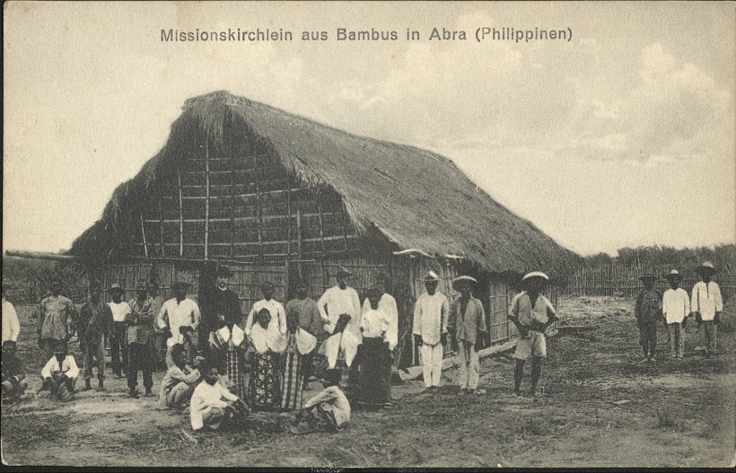Missionskirchlein aus Bambus in Abra (Philippinen)  [Mission church made of bamboo in Abra, Philippines].