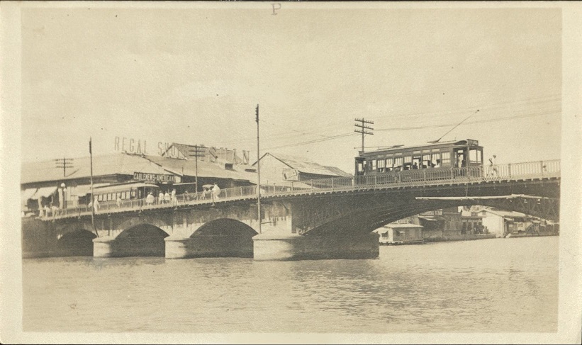 [Untitled ï¿½ Bridge of Spain with streetcar].