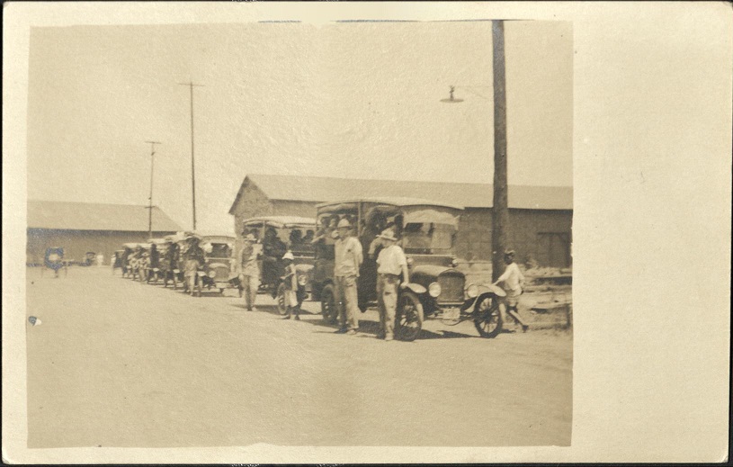 [Untitled ï¿½ Soldiers in trucks].