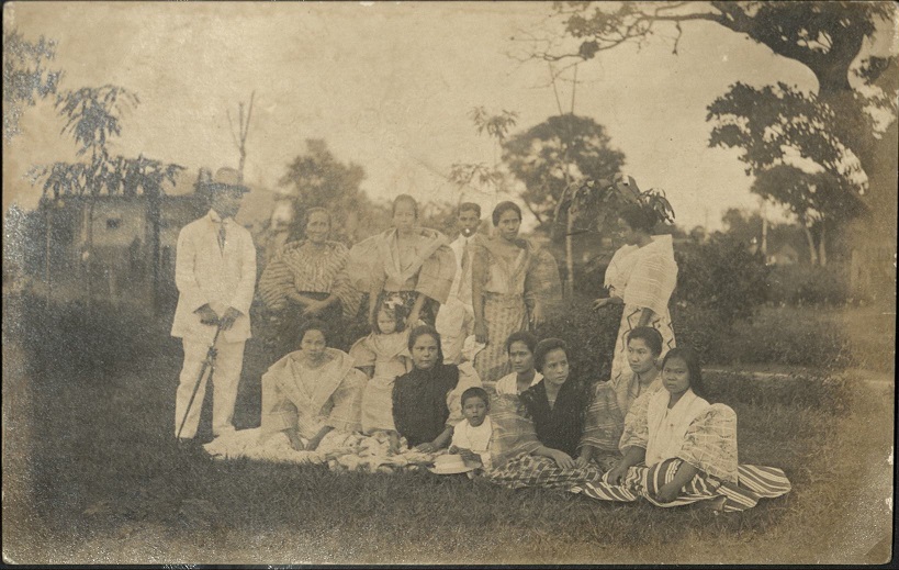 [Untitled ï¿½ Group photo].