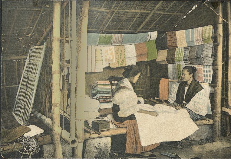 [Untitled ï¿½ Women selling cloth].