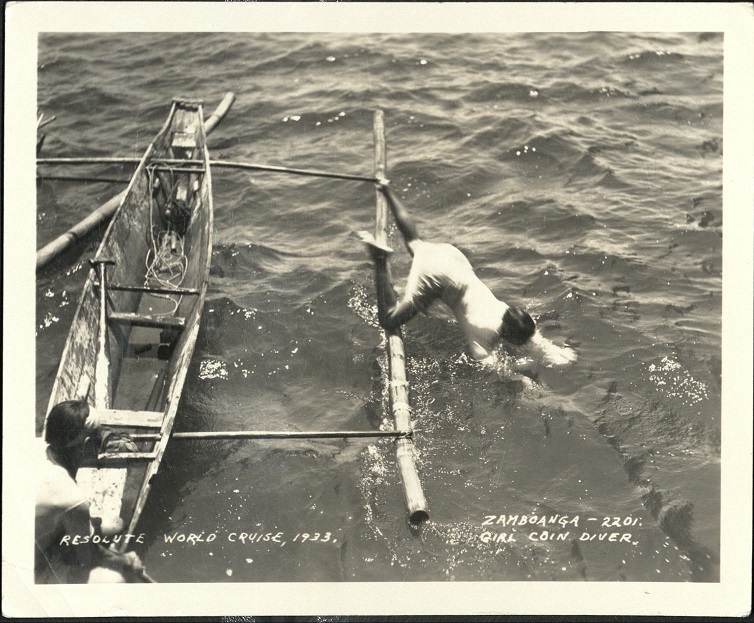 Zamboanga � 2201. Girl Coin Diver. Resolute World Cruise, 1933.