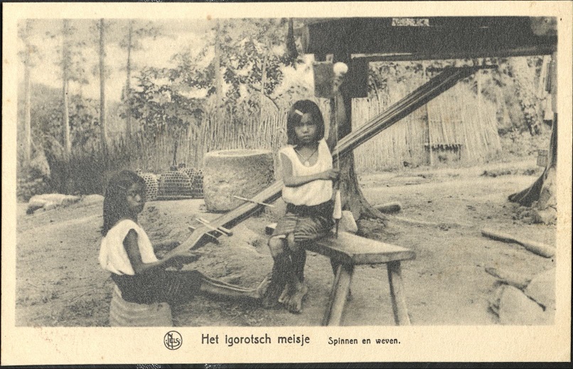 Het igoritsch meisje. Spinnen en weven. [The Igorot girl. Spinning and weaving].
