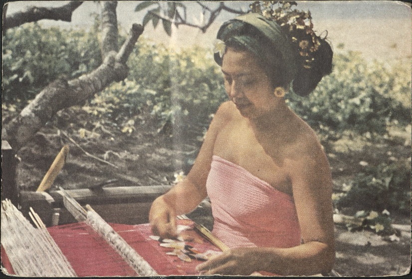 [Untitled ï¿½ Woman weaving].